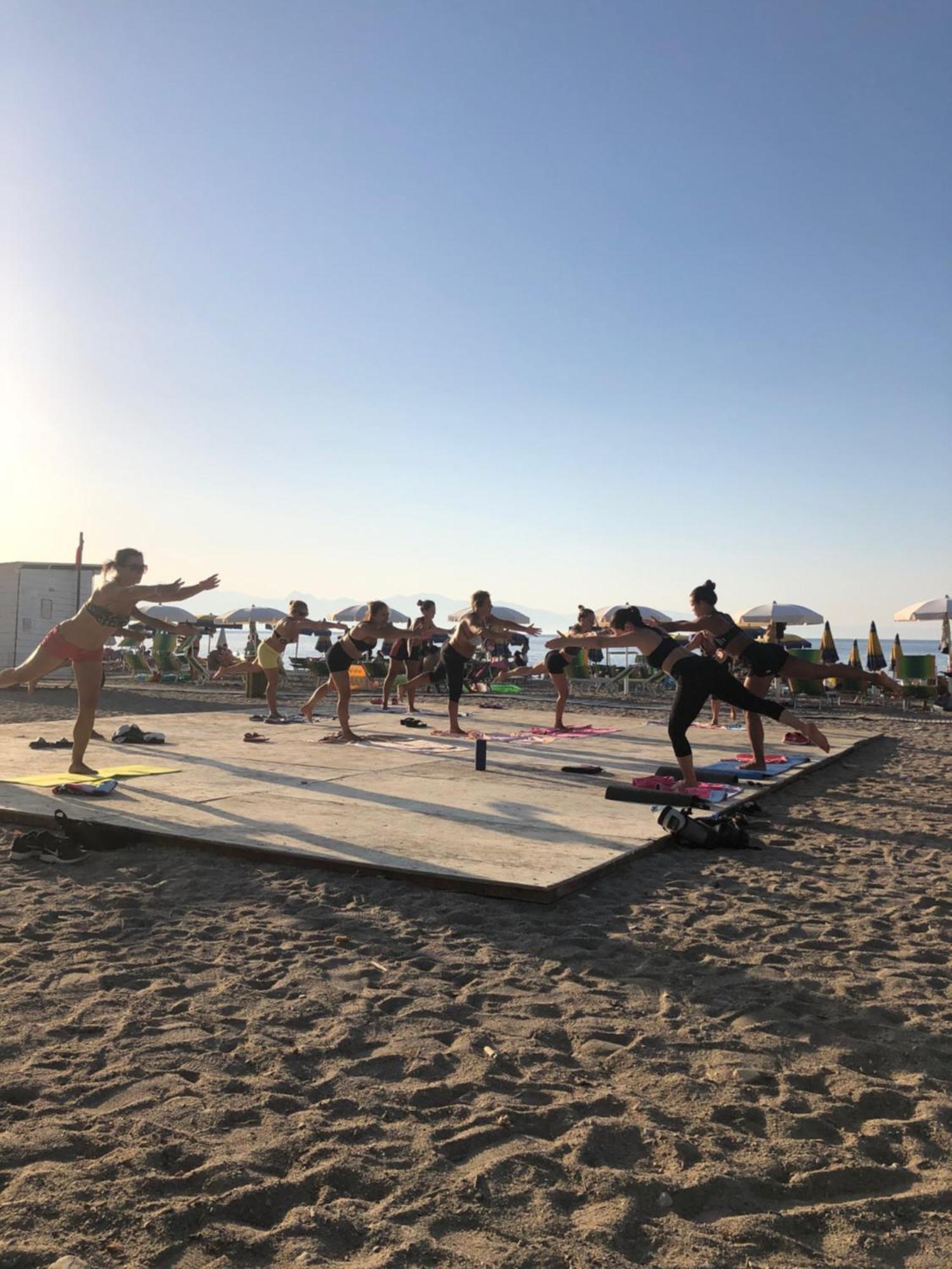 Marina Di Rossano Village Club Екстер'єр фото